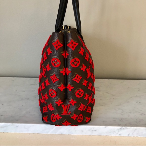 Louis Vuitton Monogram Velours W GM Tote - Picture 4 of 8